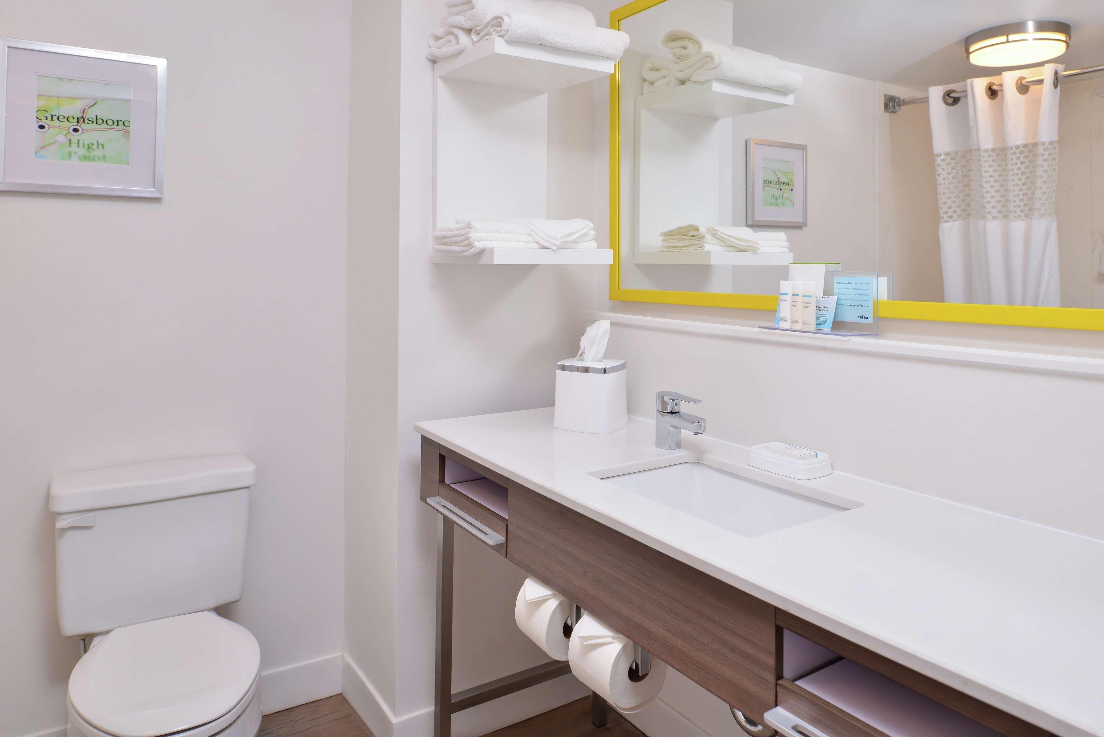 Hampton Inn Greensboro East / Mcleansville Εξωτερικό φωτογραφία