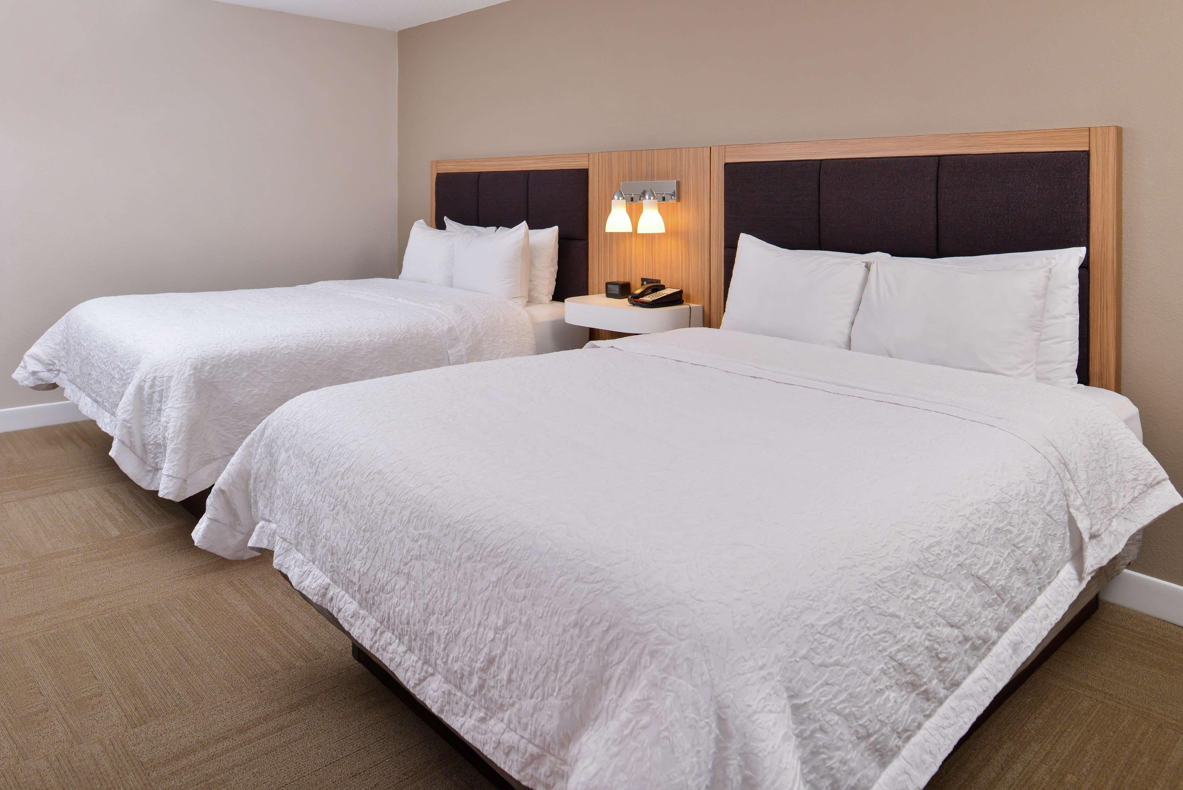 Hampton Inn Greensboro East / Mcleansville Εξωτερικό φωτογραφία