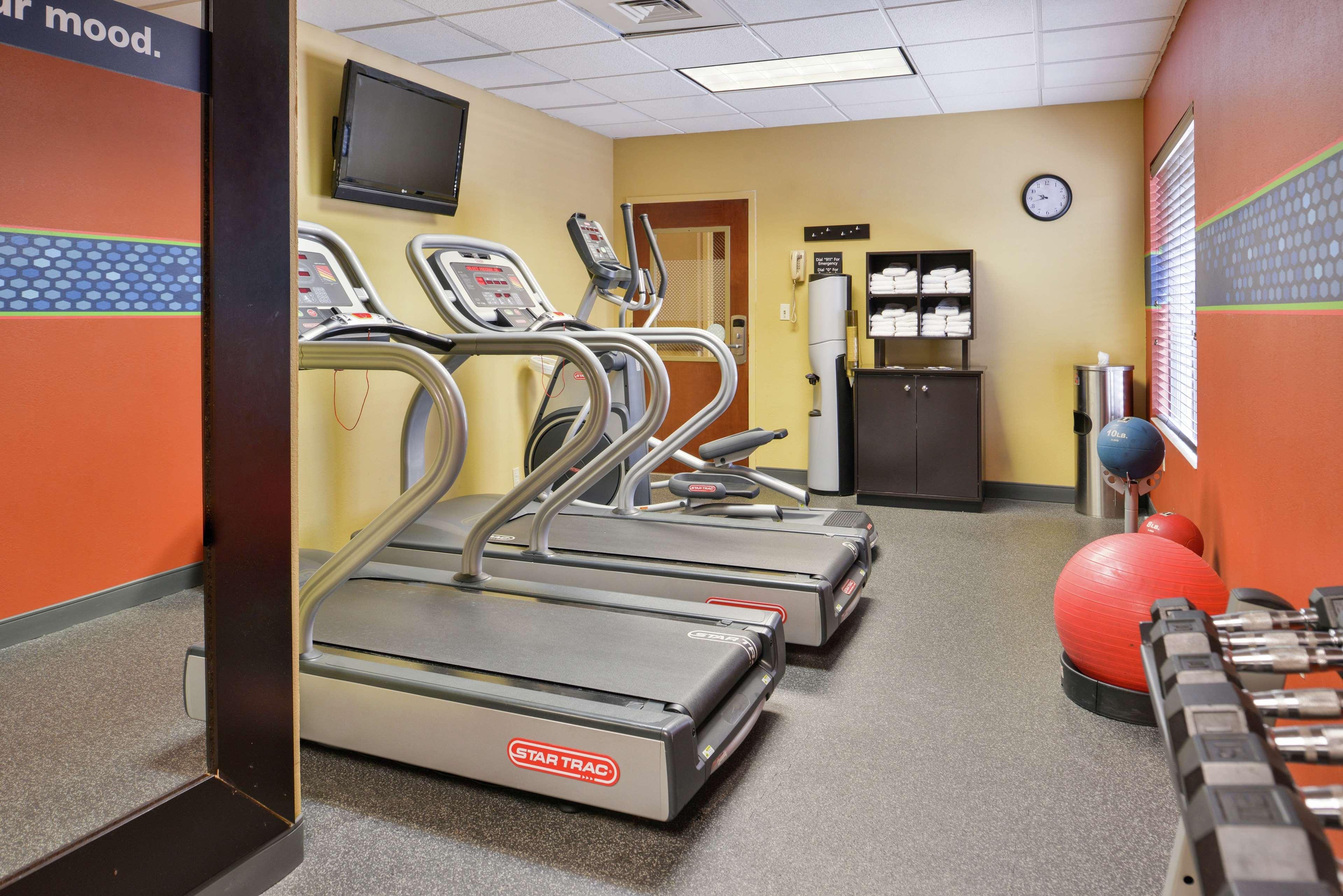 Hampton Inn Greensboro East / Mcleansville Εξωτερικό φωτογραφία