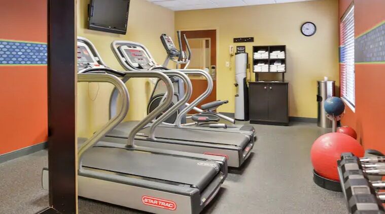 Hampton Inn Greensboro East / Mcleansville Εξωτερικό φωτογραφία